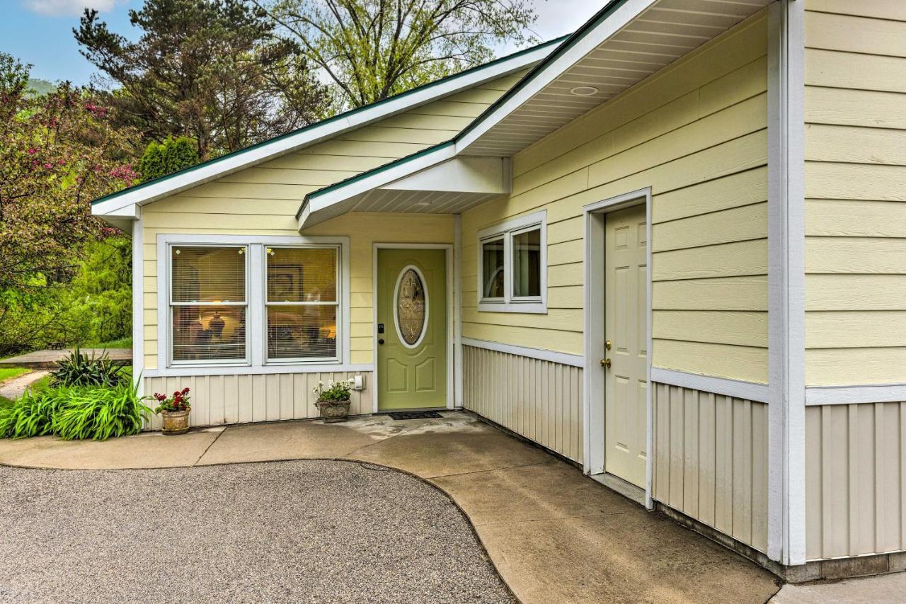 Charming Retreat Near Downtown Frankfort And Beaches Esterno foto